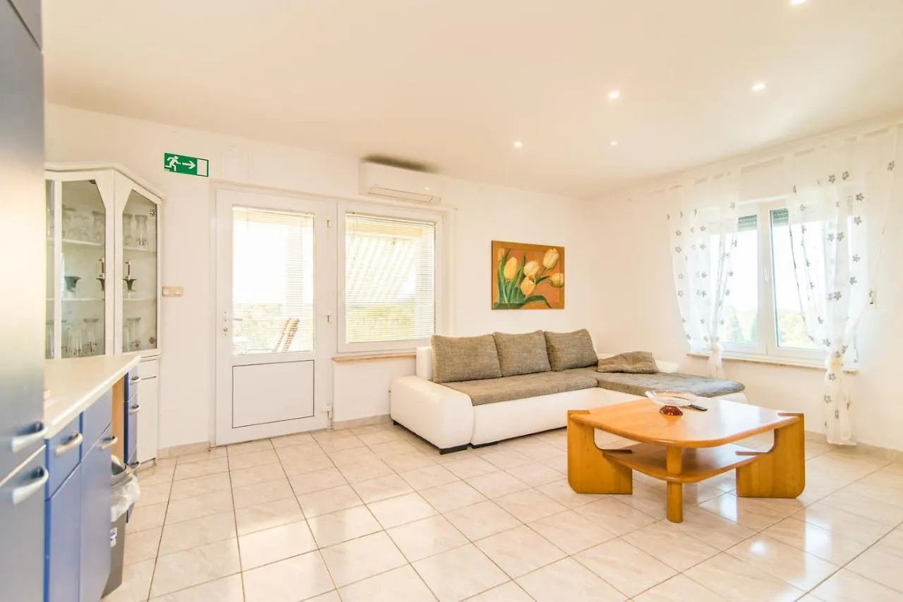 Apartments Ljubica Malinska Croacia
